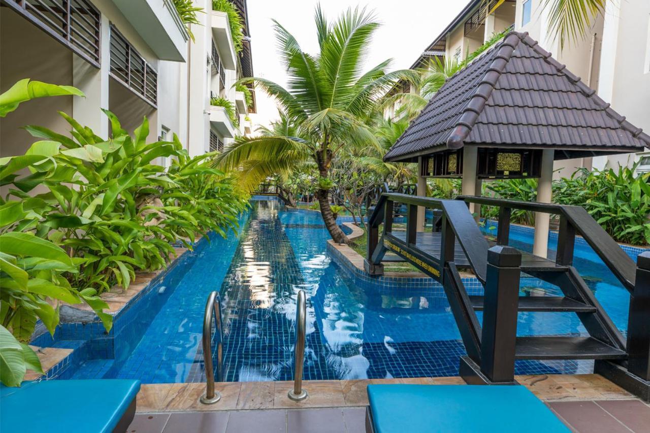 Bali Hotel Phnom Penh Exterior foto